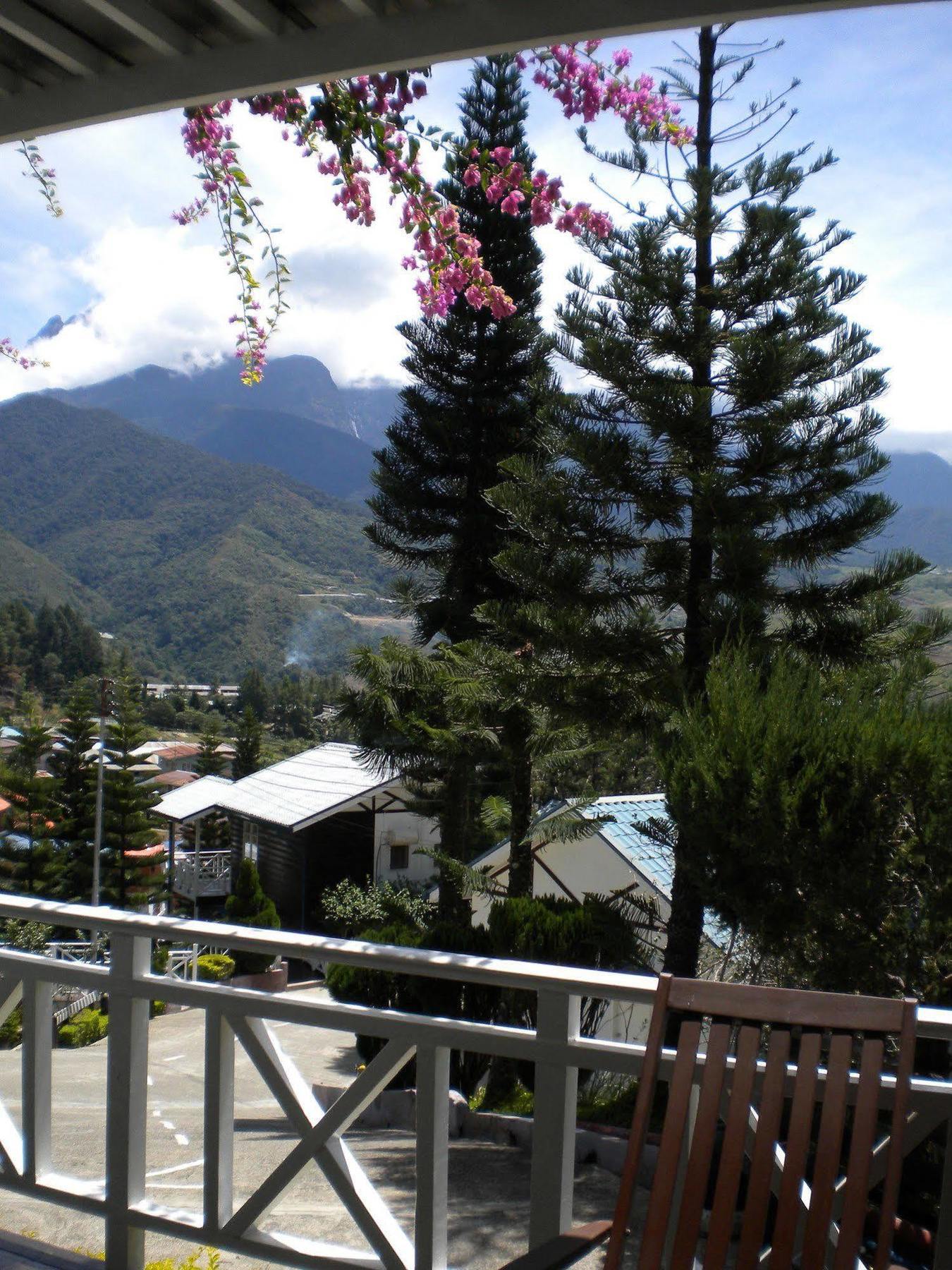 Kinabalu Pine Resort Kundasang Ngoại thất bức ảnh